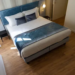 At St. Peter Rooms&apartment Roma