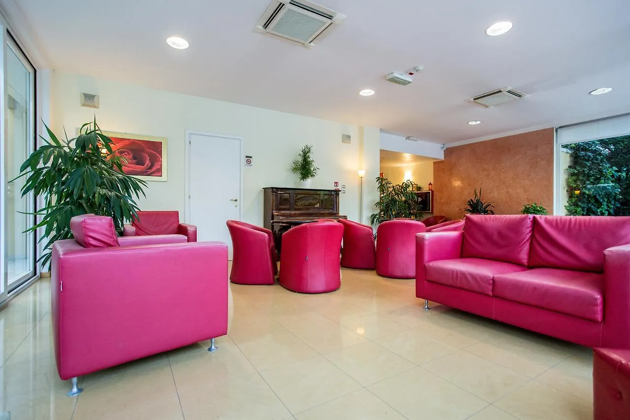 Hotel Bahama Rímini 3*,